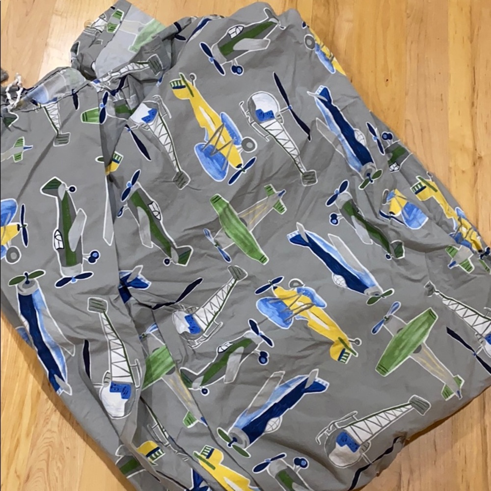 Like new Pottery Barn Kids Twin Duvet cover